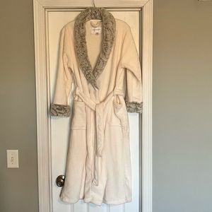Cozy winter white robe